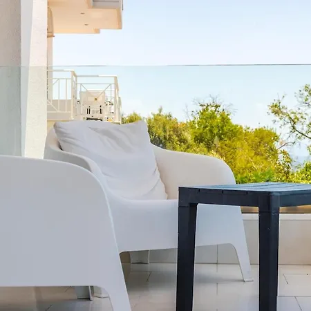 Belle Azure By Pikhost *