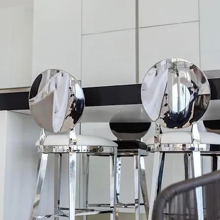 Belle Azure By Pikhost דרמי