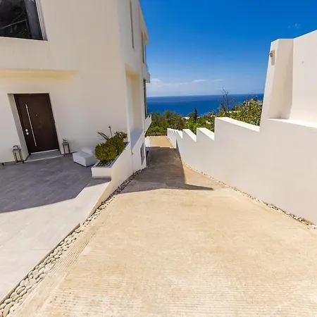 Belle Azure By Pikhost Villa *