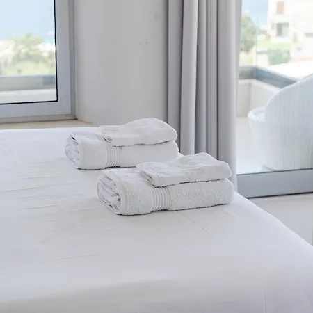 Belle Azure By Pikhost וילה *