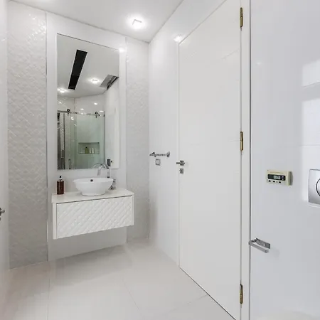 וילה Belle Azure By Pikhost דרמי